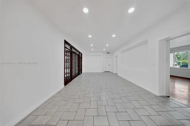 $1,900,000 | 520 Morningside Drive, Miami Springs, FL 33166