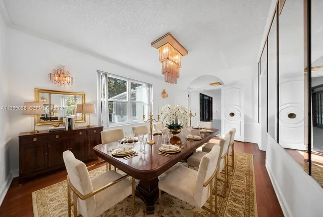$1,900,000 | 520 Morningside Drive, Miami Springs, FL 33166