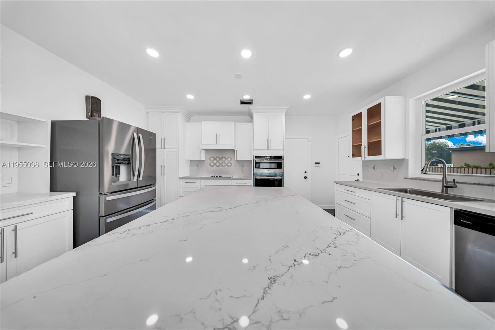 520 Morningside Drive Miami Springs, FL 33166 - Photo 28 of 58