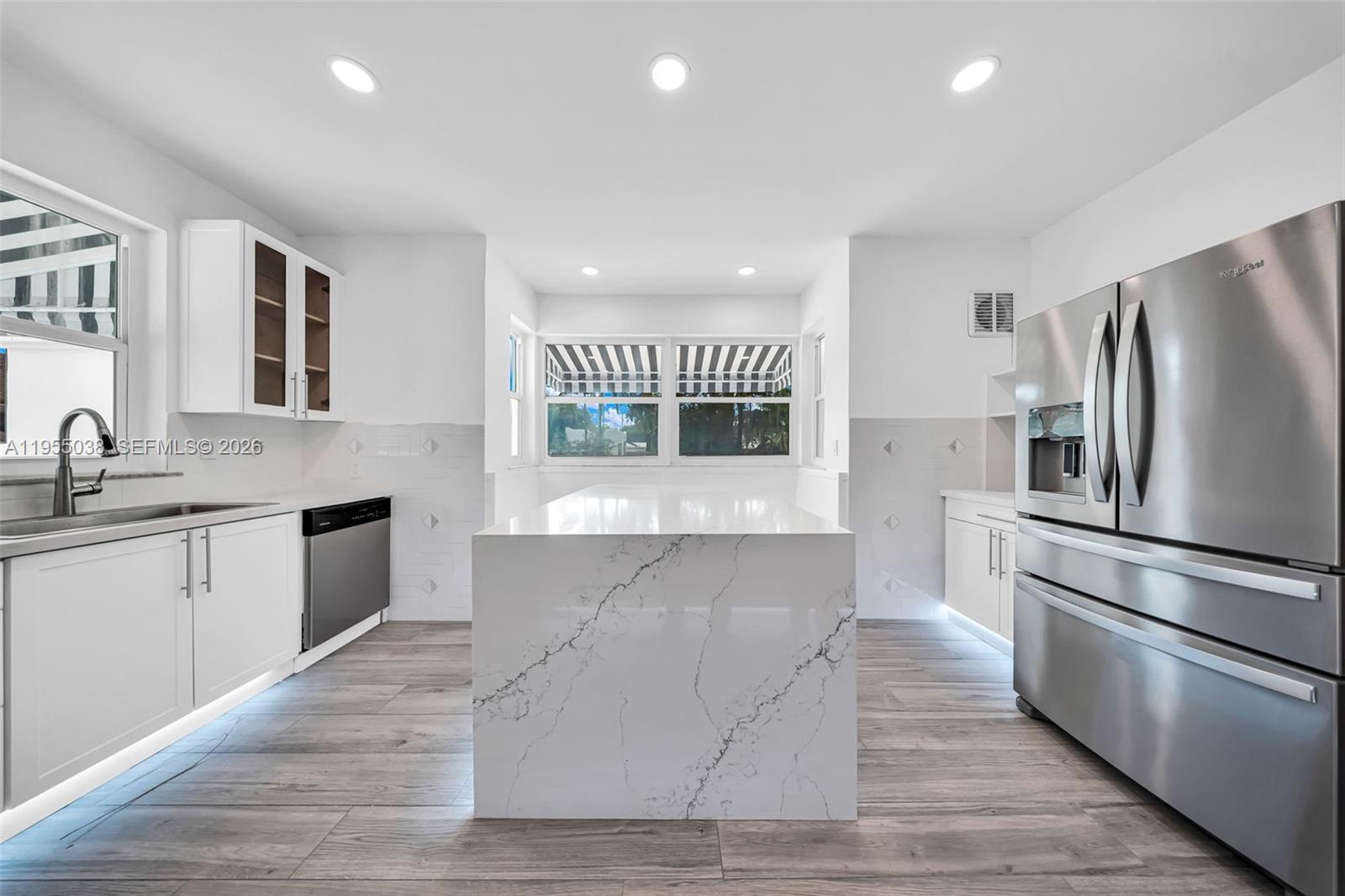 520 Morningside Drive Miami Springs, FL 33166 - Photo 29 of 58