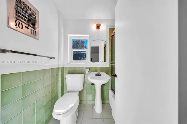 $1,900,000 | 520 Morningside Drive, Miami Springs, FL 33166