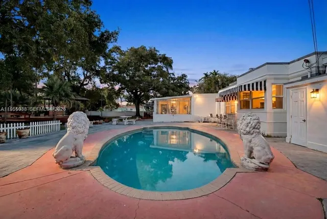 $1,900,000 | 520 Morningside Drive, Miami Springs, FL 33166