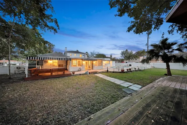 $1,900,000 | 520 Morningside Drive, Miami Springs, FL 33166