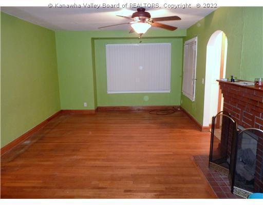 357 Highlawn Drive Ripley, WV 25271 - Photo 4 of 7 Living Room.