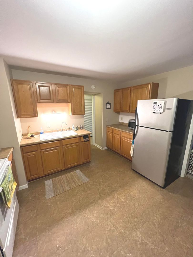606 Normal Road DeKalb, IL 60115 - Photo 10 of 23 Gallery Image 10