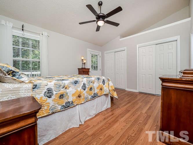1105 Pilton Place Raleigh, NC 27604 - Photo 11 of 21 Gallery Image 11