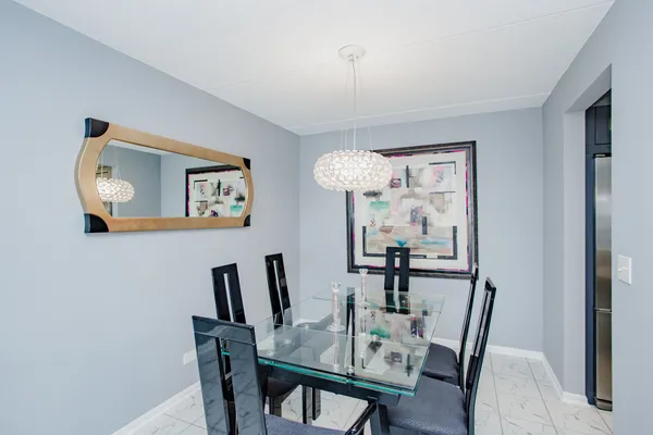 $385,000 | 8540 West Foster Avenue, Unit 504, Norridge, IL 60706