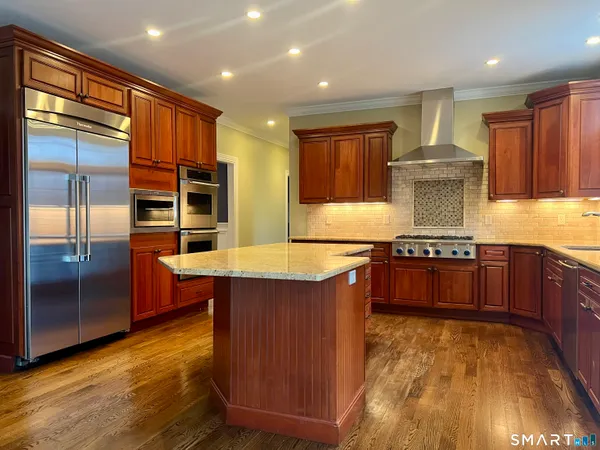 $1,649,000 | 23 Aldo Drive, Woodbridge, CT 06525