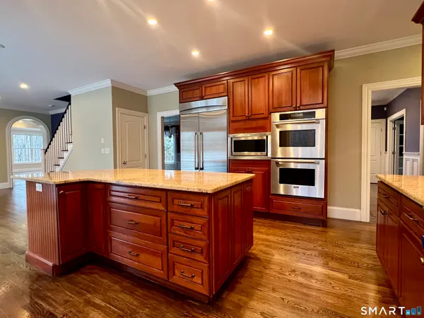$1,649,000 | 23 Aldo Drive, Woodbridge, CT 06525