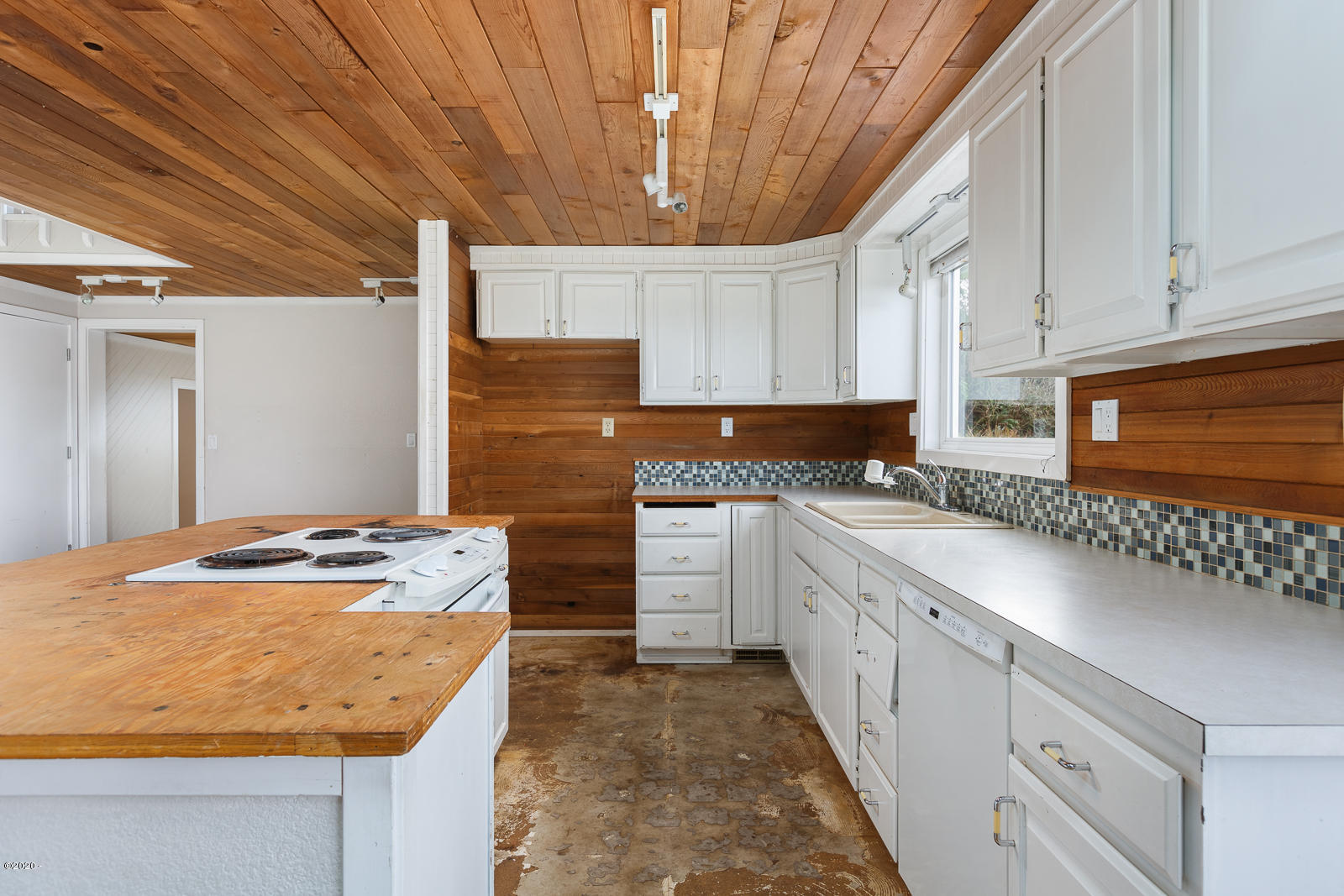 7705 Simmons Road Pacific City, OR 97135 - Photo 8 of 29 Kitchen 3