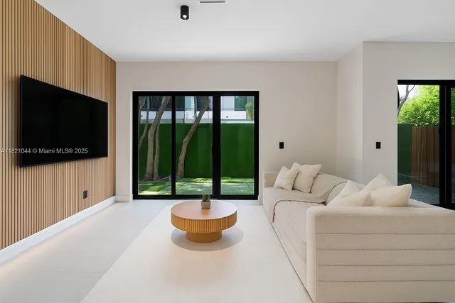 a view of kitchen with breakfast area
