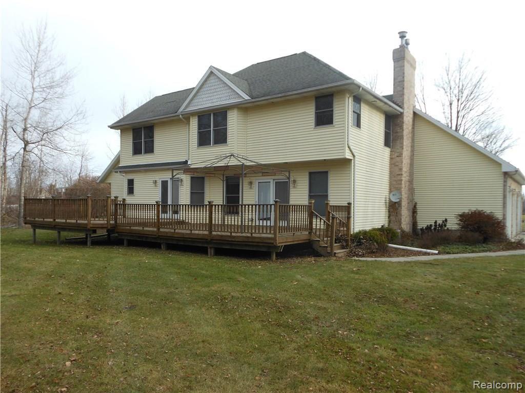 7221 State Road Fort Gratiot, MI 48059 - Photo 3 of 26