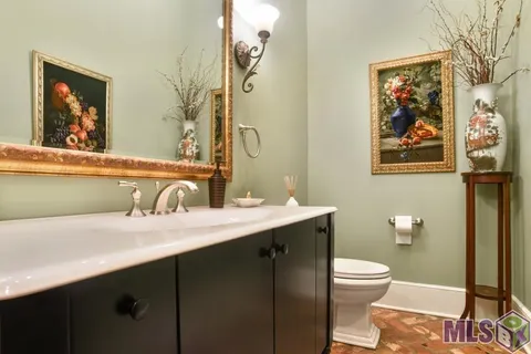 $1,350,000 | 17722 South Links Court, Baton Rouge, LA 70810