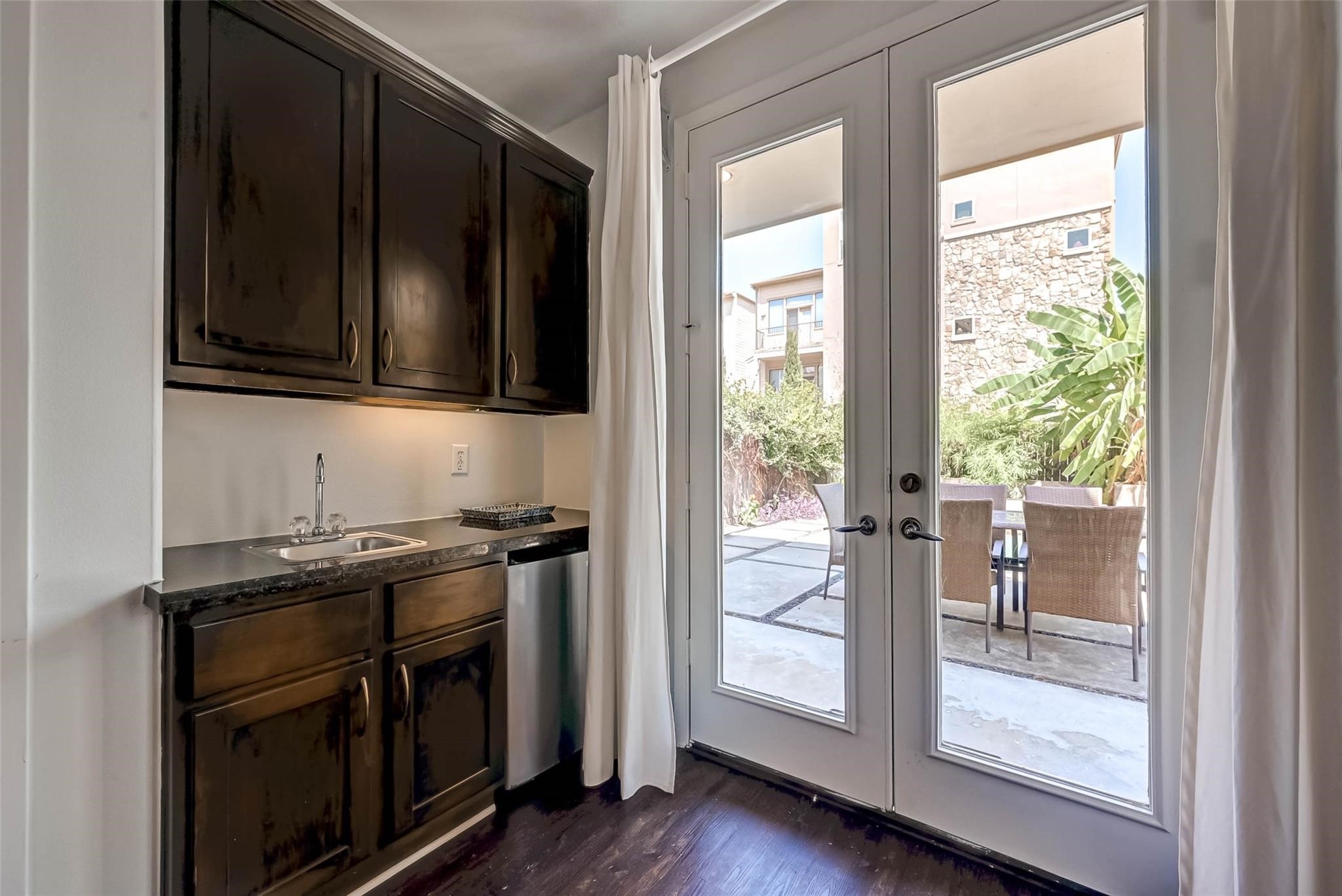 5202 Rose Street, Unit A Houston, TX 77007 - Photo 35 of 43
