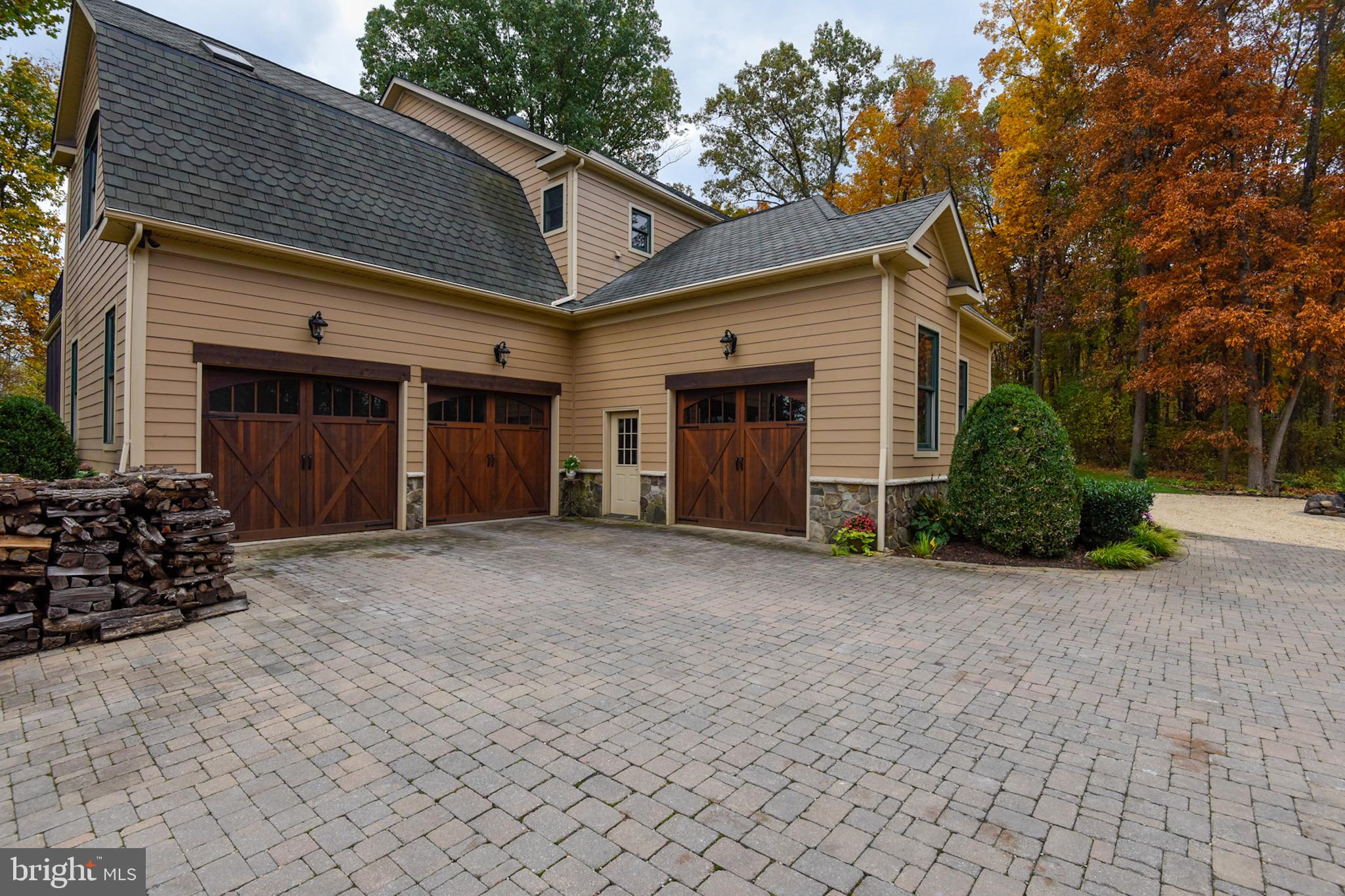 38283 Hughesville Road Leesburg, VA 20175 - Photo 59 of 77 3 car garage
