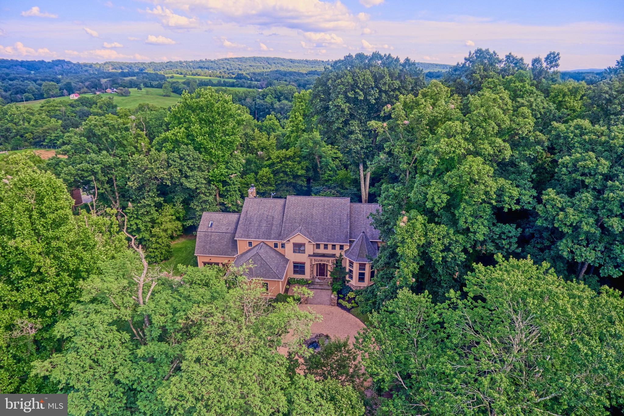 38283 Hughesville Road Leesburg, VA 20175 - Photo 65 of 77 Gallery Image 65