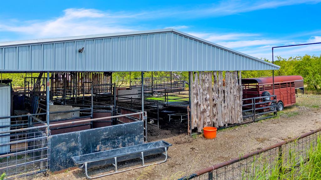 13831 Friendship Road Pilot Point, TX 76258 - Photo 23 of 31 View of outdoor structure featuring an exterior structure