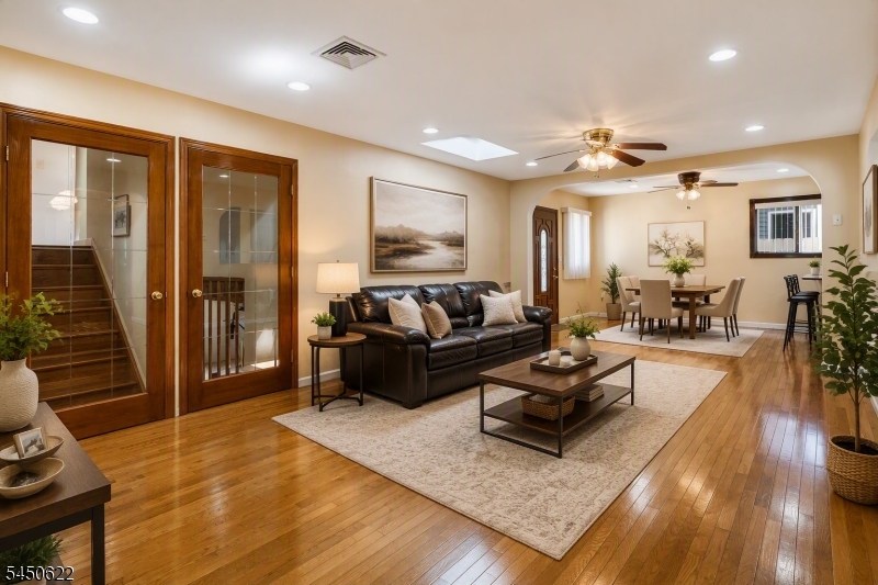 24 Winthrop Road Edison, NJ 08817 - Photo 15 of 48