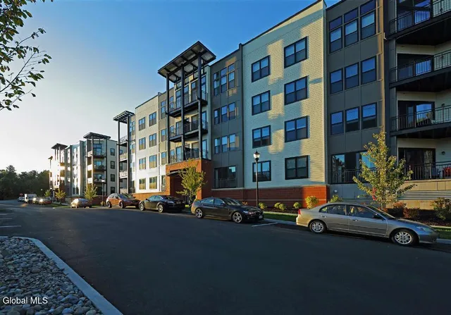 $2,694 | 25 Whistler Court, Unit 303, Saratoga Springs, NY 12866