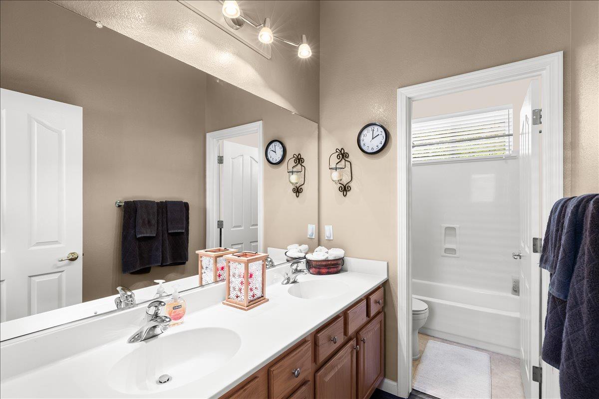 1751 Daniel Drive Ripon, CA 95366 - Photo 38 of 57