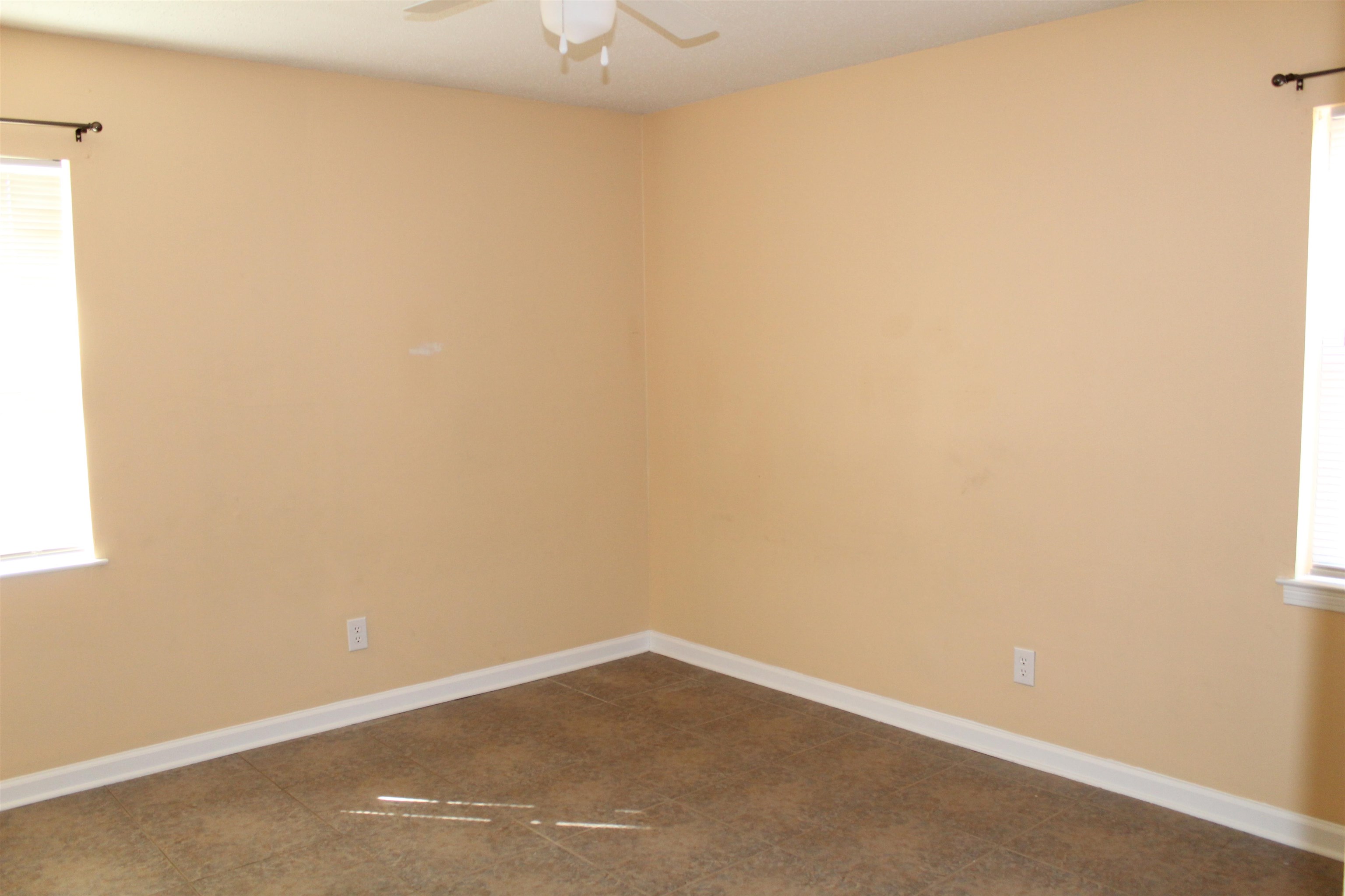 4593 Bill Knight Road Millington, TN 38053 - Photo 21 of 31 Gallery Image 21