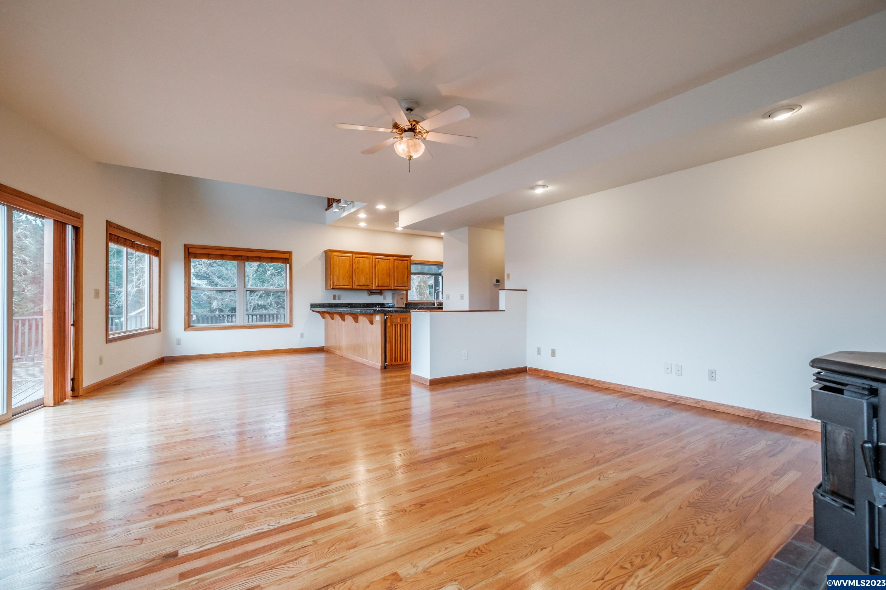 25459 Rice Road Sweet Home, OR 97386 - Photo 10 of 40 Gallery Image 10