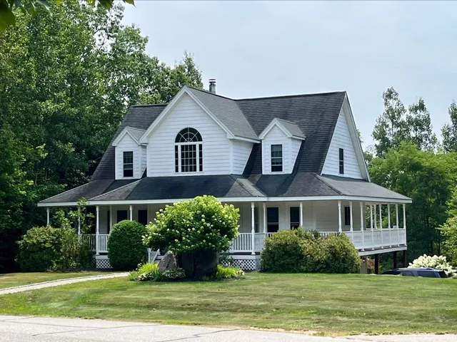 $749,000 | 459 Grandview Road, Conway, NH 03818