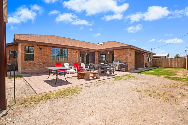 $695,950 | 6497 Yerba Verde Drive, El Paso, TX 79932