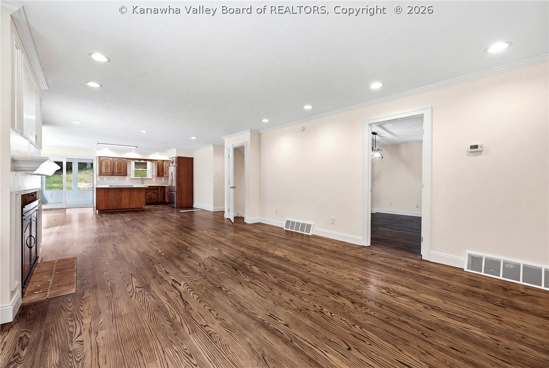 1589 Mt Alpha Road Charleston, WV 25304 - Photo 3 of 49 Gallery Image 3