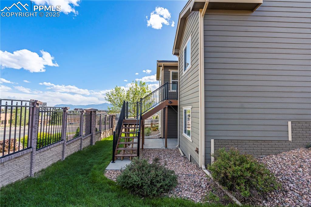 11574 Wildwood Ridge Drive Colorado Springs, CO 80921 - Photo 35 of 37