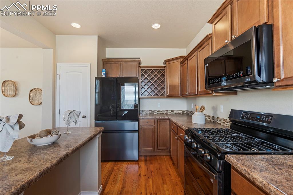 11574 Wildwood Ridge Drive Colorado Springs, CO 80921 - Photo 5 of 37