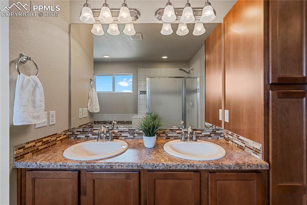 11574 Wildwood Ridge Drive Colorado Springs, CO 80921 - Photo 10 of 37
