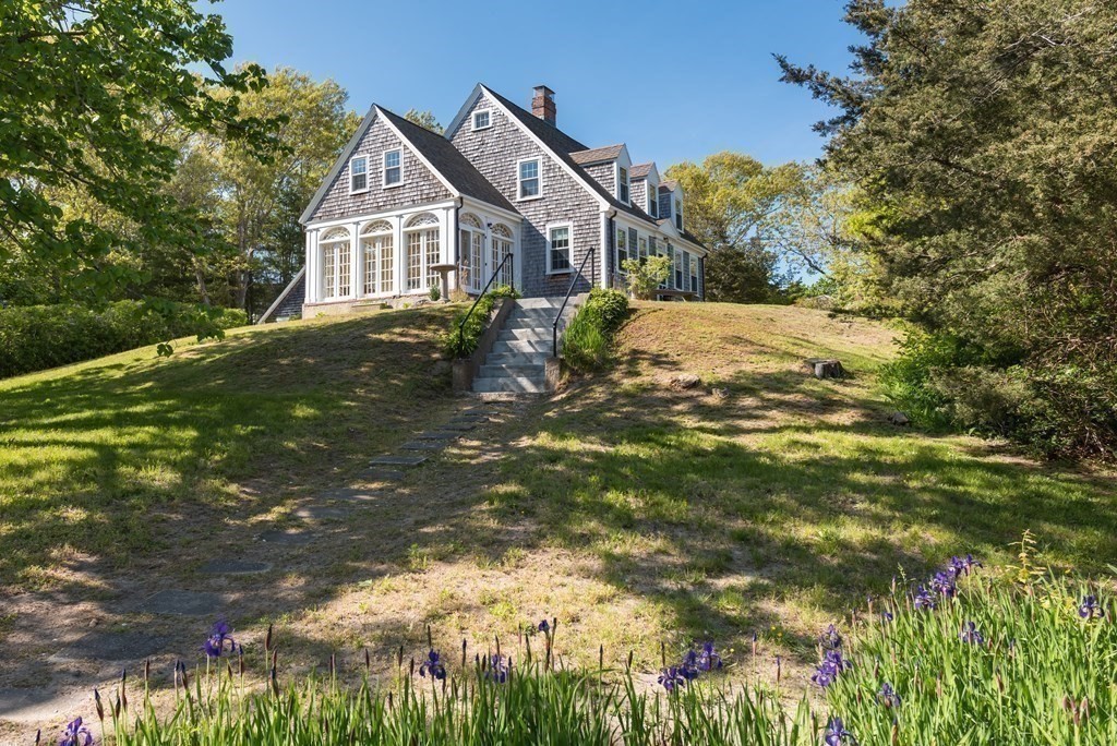 16 Jefferson Shores Road Wareham, MA 02532 - Photo 4 of 28 a view of a house with a yard