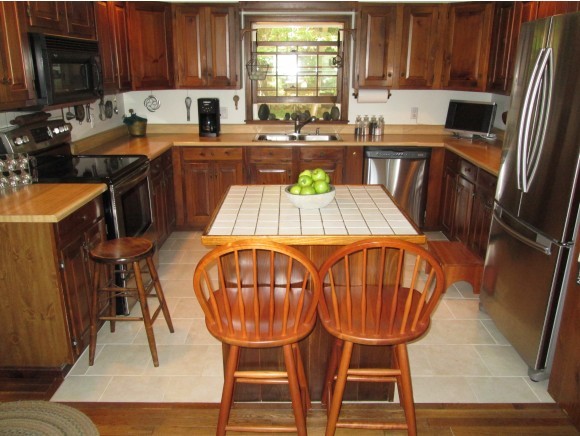 13 Meadow Brook Road New London, NH 03257 - Photo 8 of 31 Gallery Image 8
