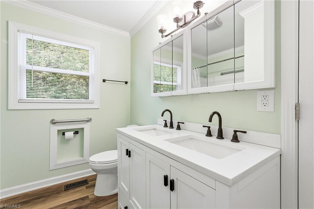 1547 Siloam Road Mount Airy, NC 27030 - Photo 13 of 28