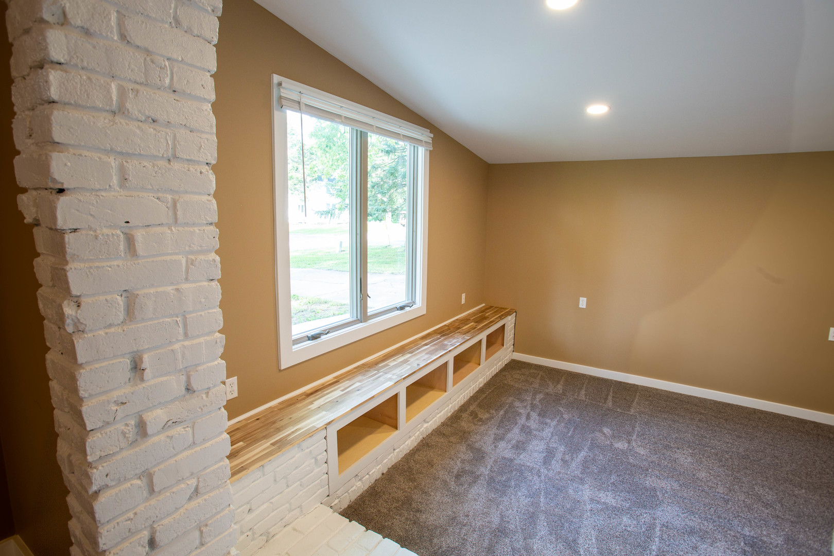 117 Clark Street Chenoa, IL 61726 - Photo 9 of 23 Gallery Image 9