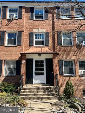 $219,500 | 903 South Frederick Street, Unit 3, Arlington, VA 22204