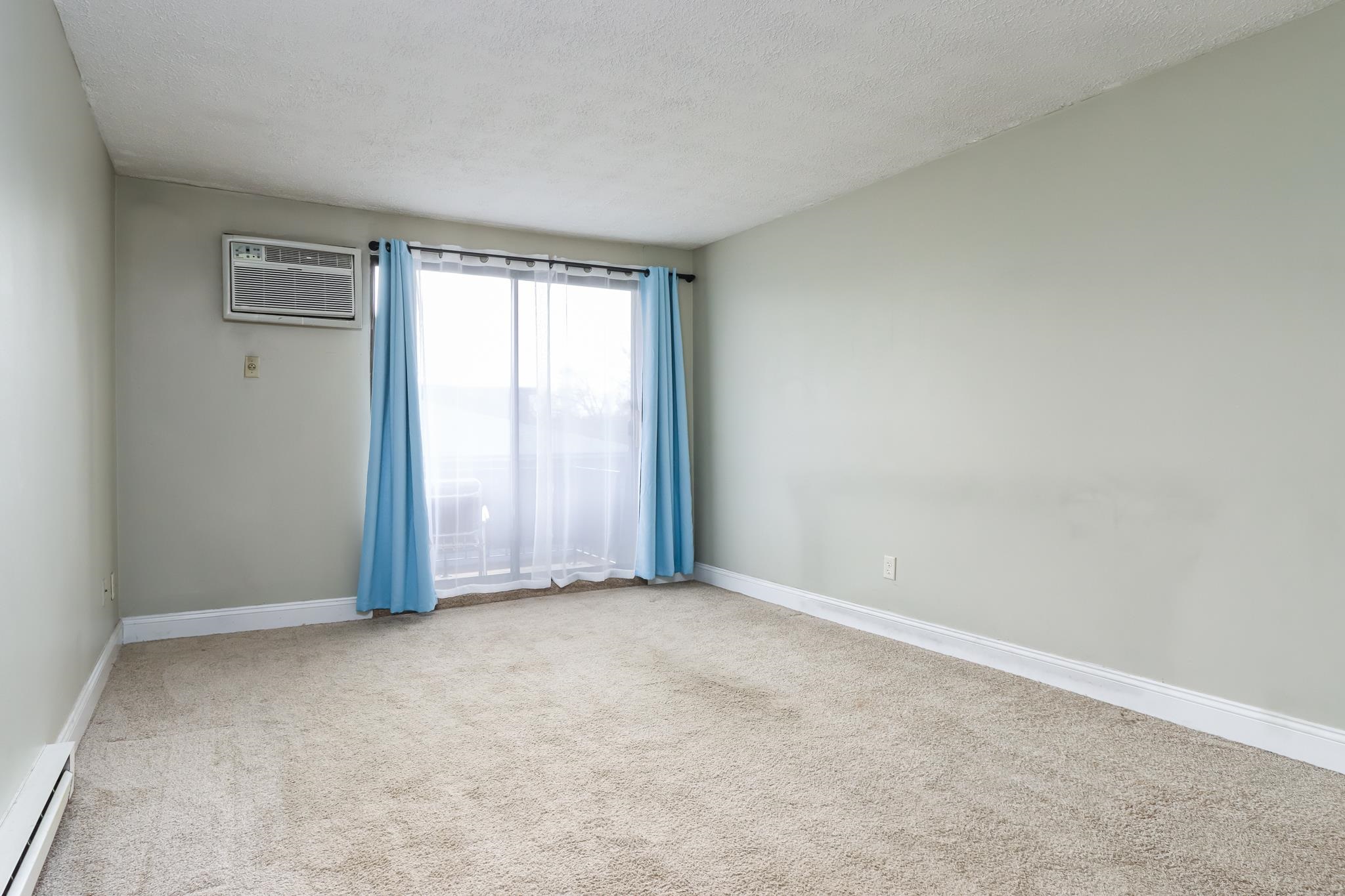 64 Dunbarton Road, Unit 3F Manchester, NH 03102 - Photo 7 of 17