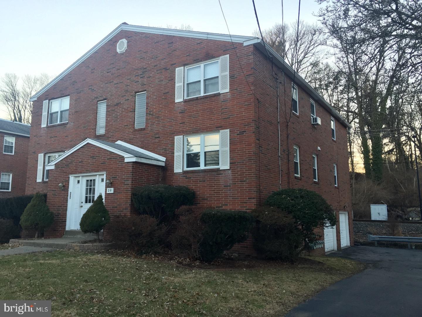 20 South Brookside Road Springfield, PA 19064 - Photo 2 of 13 Exterior Side