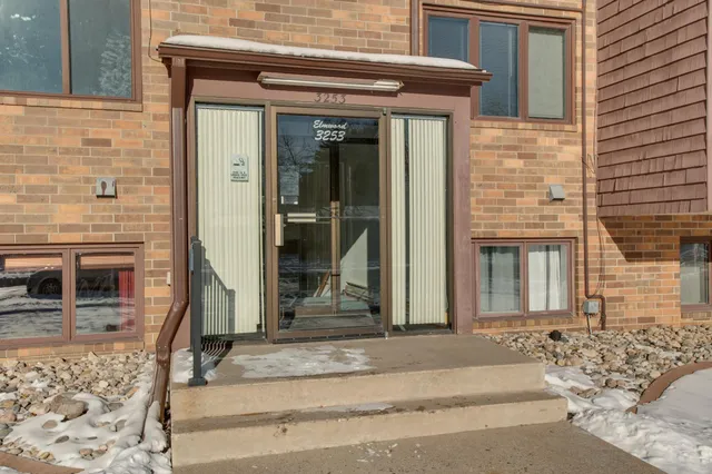 $145,000 | 3253 17th Avenue South, Unit 102, Fargo, ND 58103