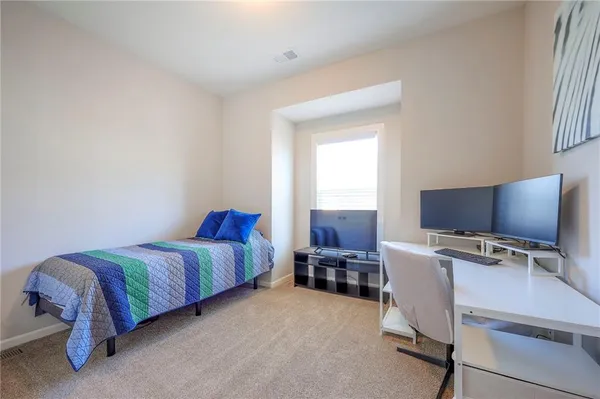 $975,000 | 716 West 45th Street, Kansas City, MO 64111