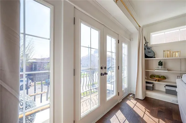 $975,000 | 716 West 45th Street, Kansas City, MO 64111