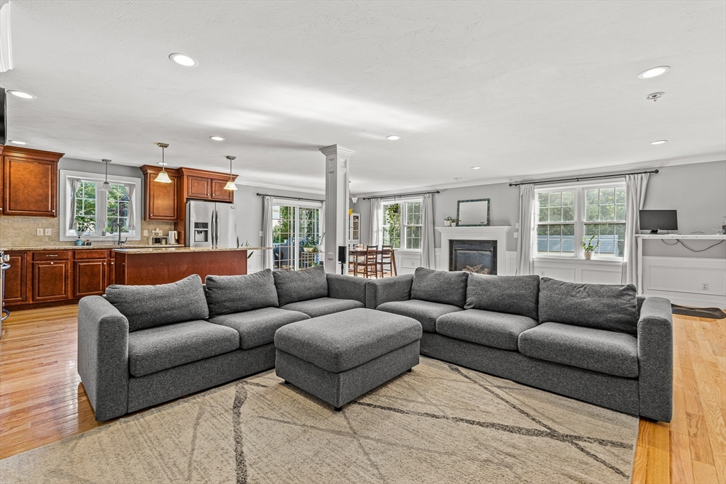 176 Washington Street, Unit 176 Reading, MA 01867 - Photo 11 of 39