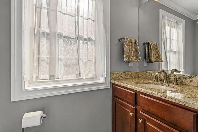 $4,600 | 176 Washington Street, Unit 176, Reading, MA 01867