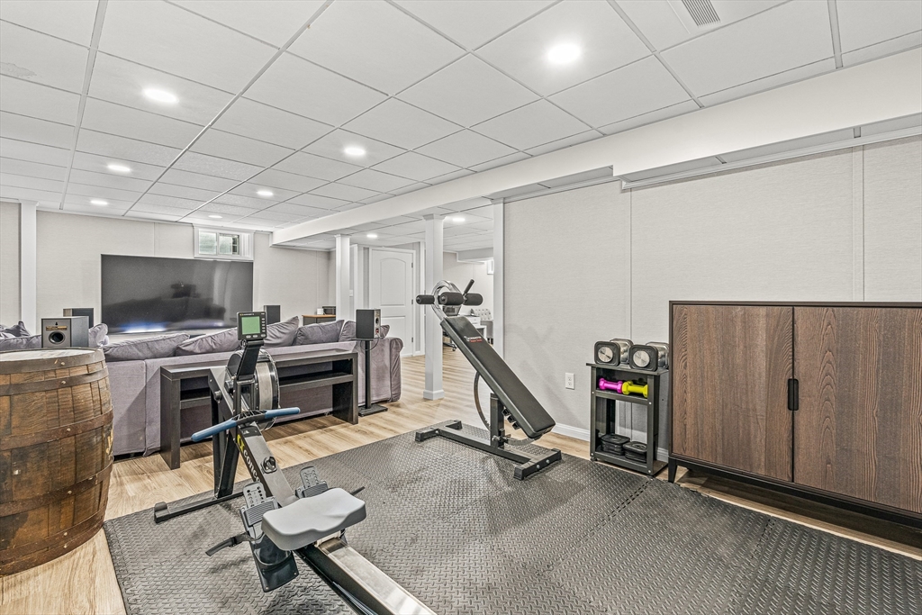 176 Washington Street, Unit 176 Reading, MA 01867 - Photo 34 of 39