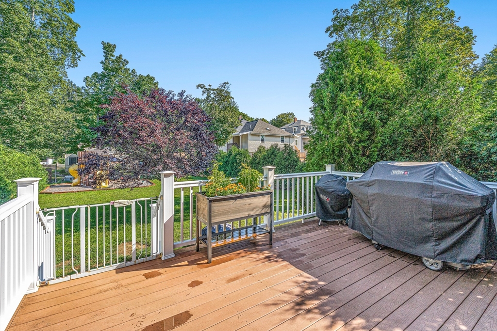 176 Washington Street, Unit 176 Reading, MA 01867 - Photo 37 of 39