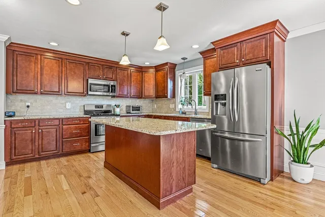 $4,600 | 176 Washington Street, Unit 176, Reading, MA 01867