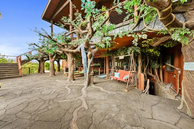 $9,500,000 | 120 Woa Road, Hilo, HI 96720