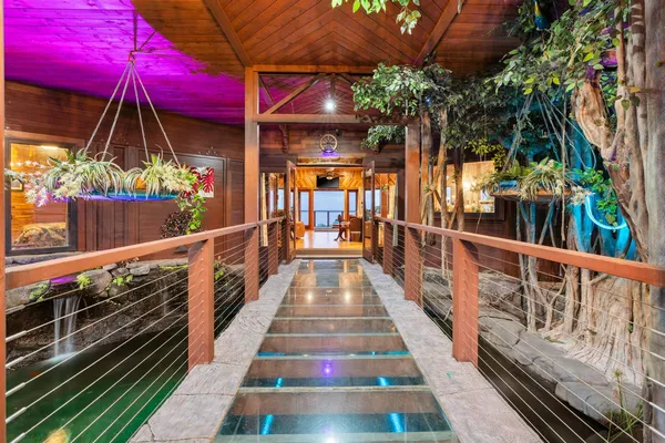 $9,500,000 | 120 Woa Road, Hilo, HI 96720