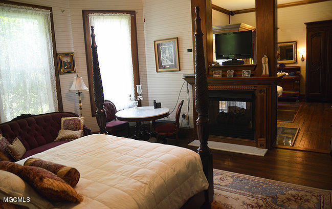 99 Henry Smith Road Picayune, MS 39466 - Photo 16 of 37 Masters suite 1